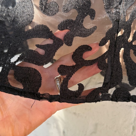 Ann Taylor Black Jacquard Lace Flounce Skirt Size 6 - Picture 5 of 13